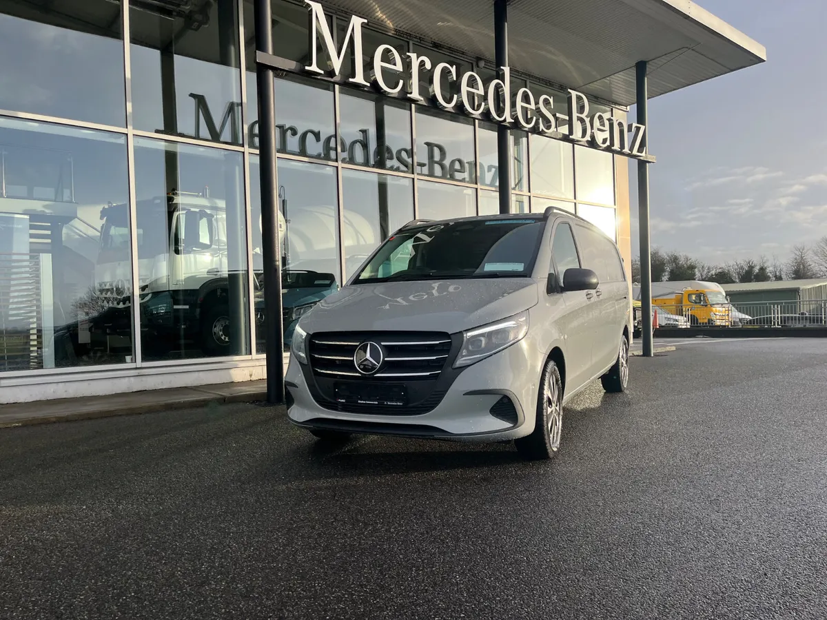 261 Vito 119 Ex Long SELECT Auto - Image 2