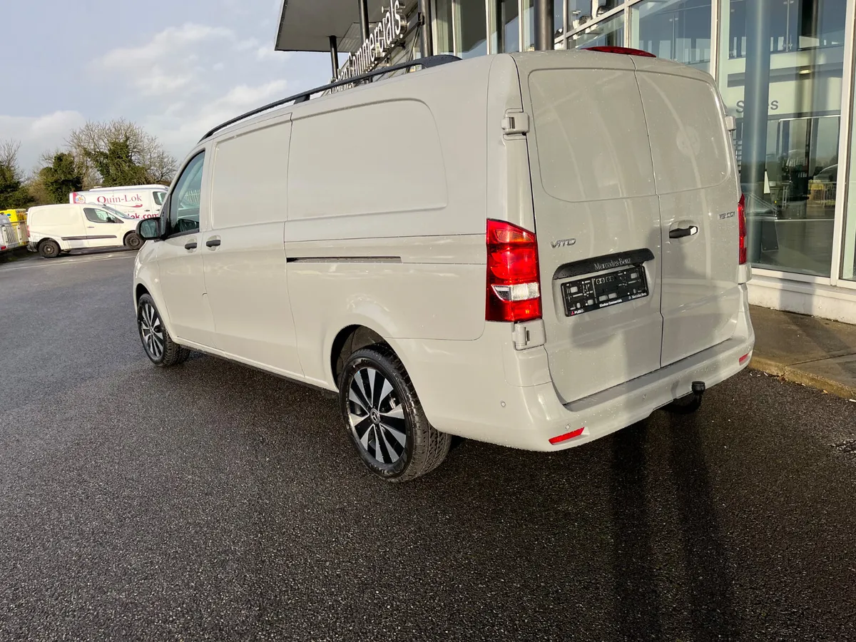 261 Vito 119 Ex Long SELECT Auto - Image 4