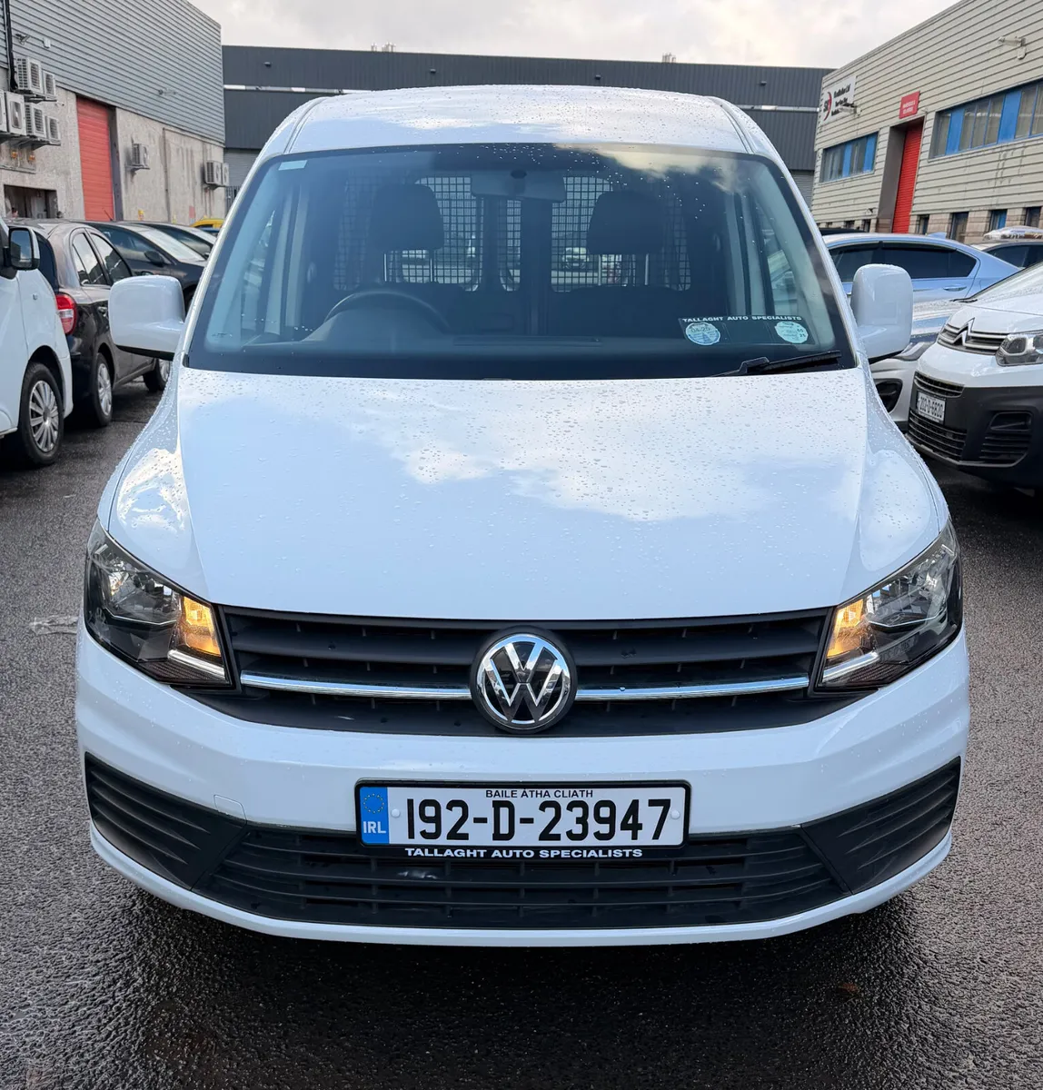 192 Volkswagen Caddy 102Bhp Maxi - Image 2