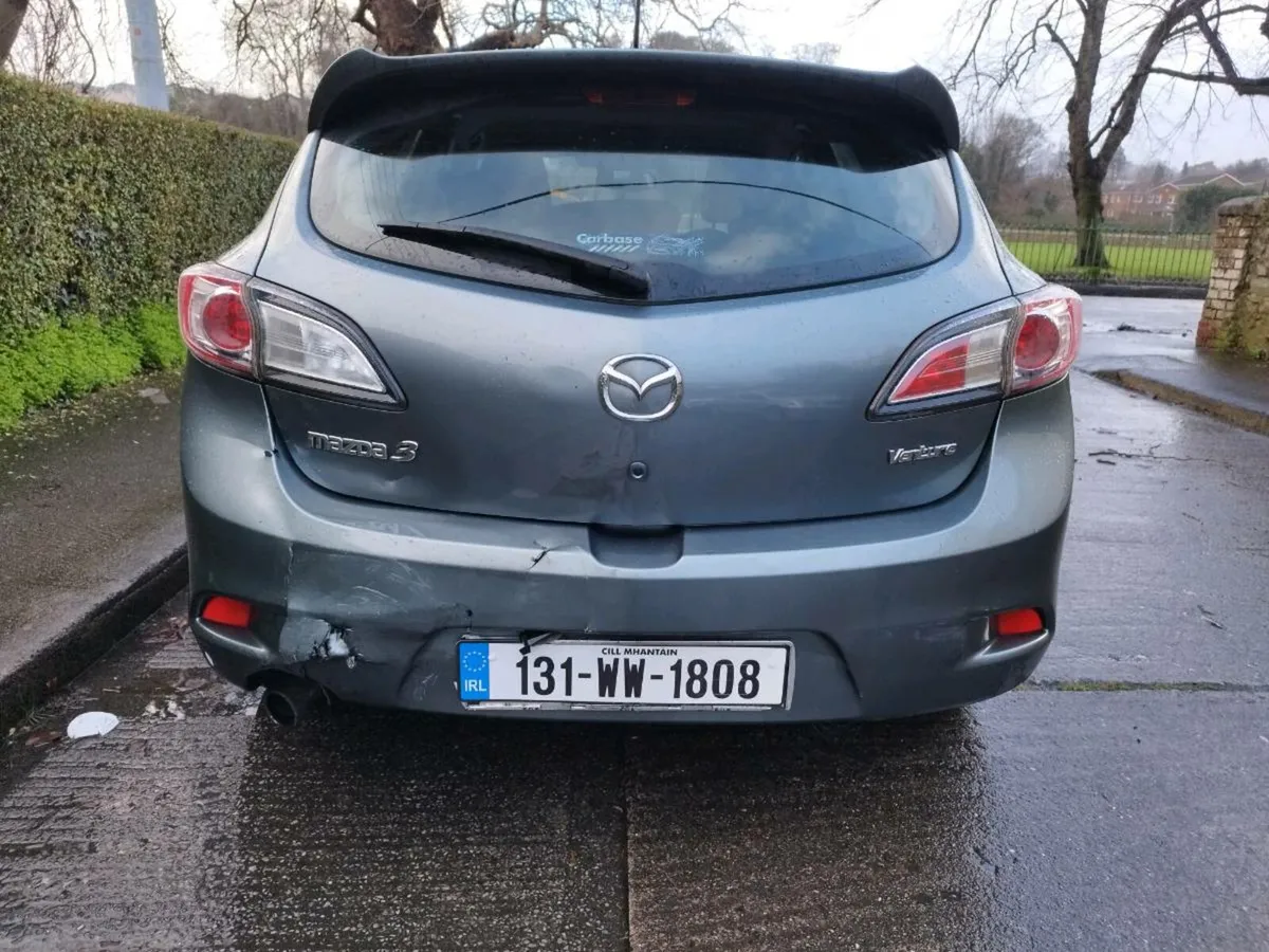 131 Mazda 3 1.6 Diesel Venture Edition model - Image 4