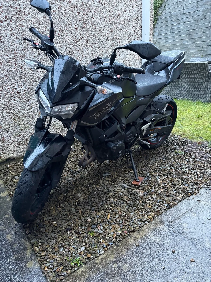 Kawasaki Z400 - Image 4