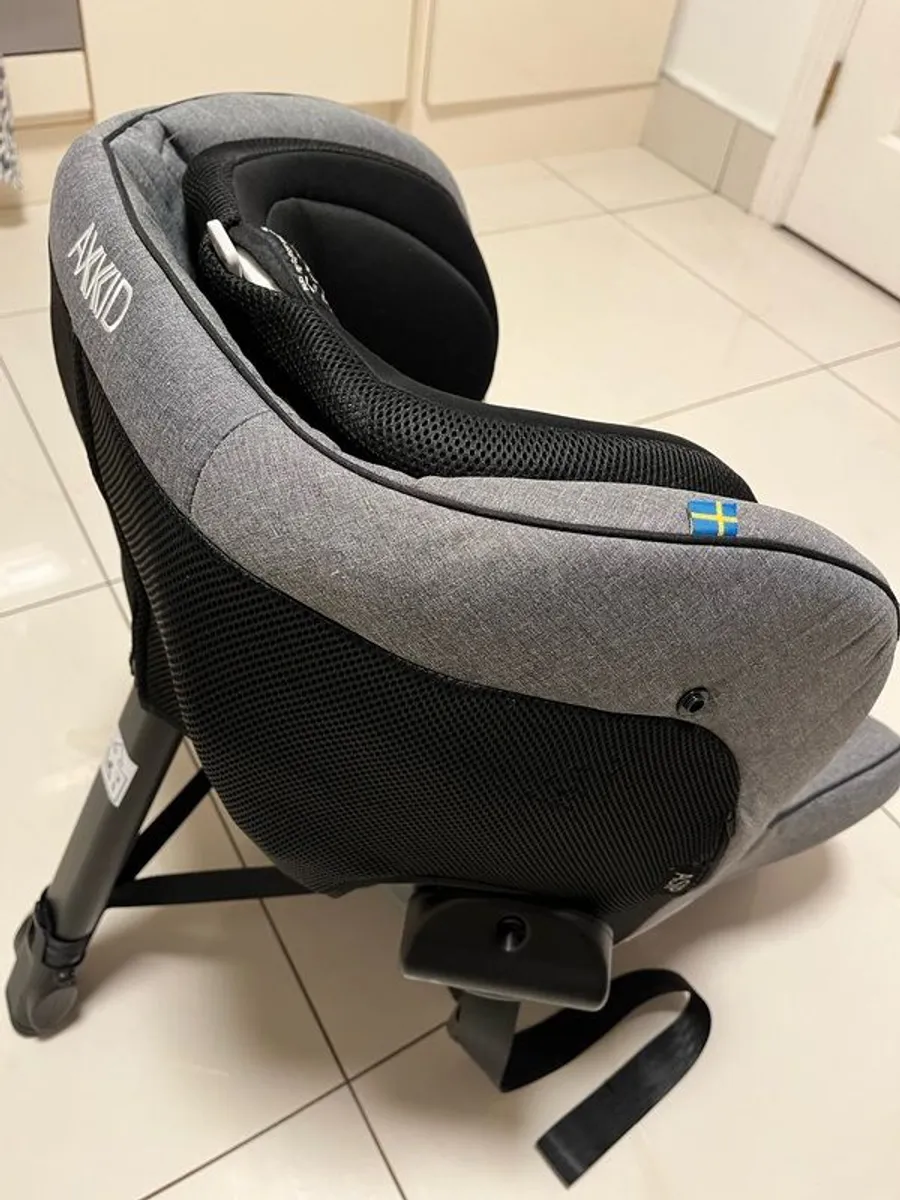 Minikid 2 in superb condition!! As new , please check details on pictures - Image 2