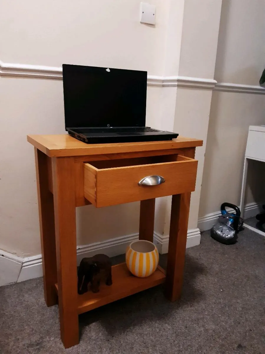 Oak console table - Image 3