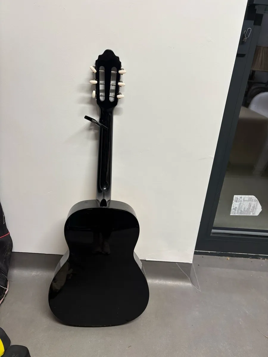 SX acoustic kids guitar with capo - Image 2