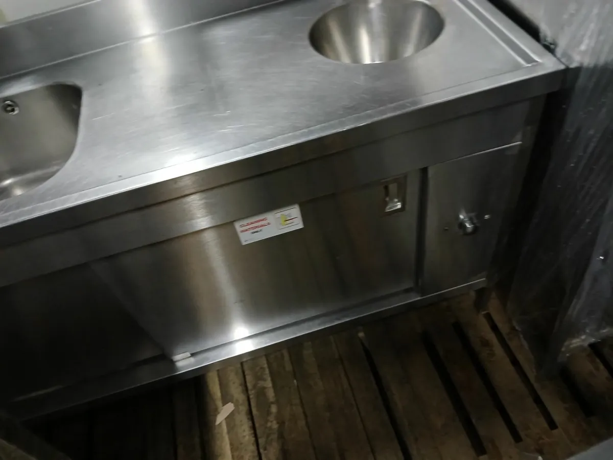 Staneless steel cabbinet sink unit delivered - Image 3
