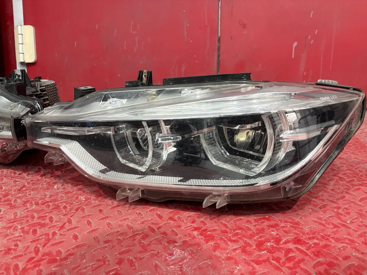 BMW F30 2017, LED Headlights - Image 3