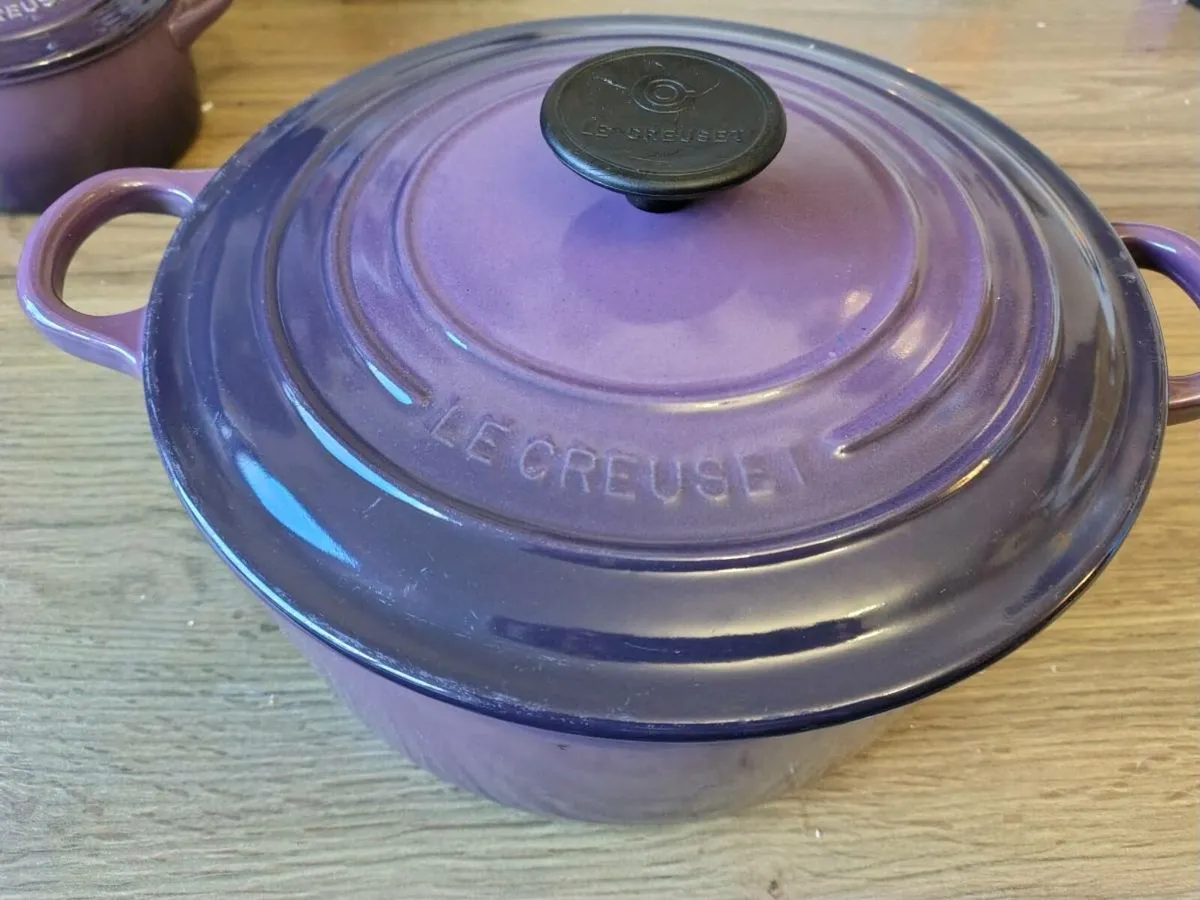 Le crueset 24 dutch oven - Image 3