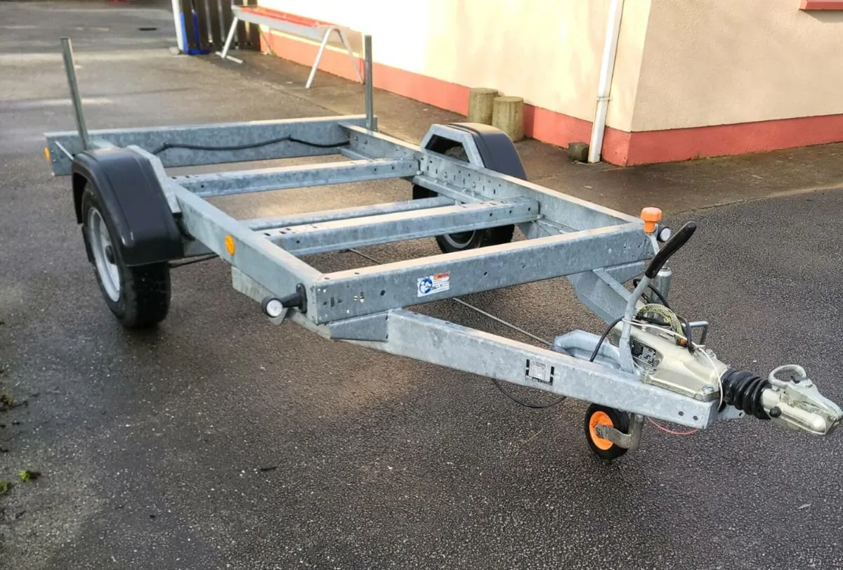 M+E generator trailer - Image 1