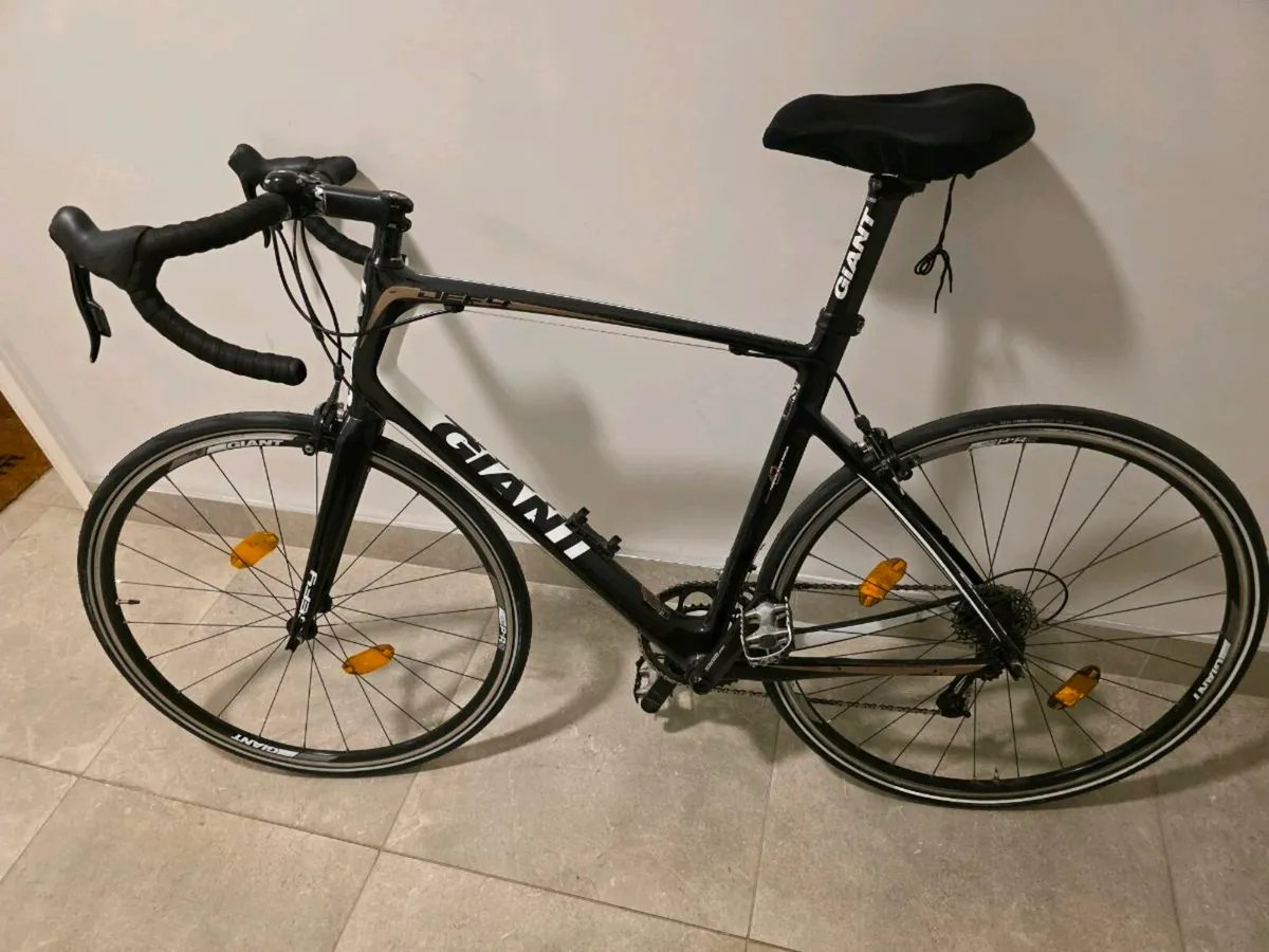 GIANT Defy Composite (Large 58cm) - Image 1