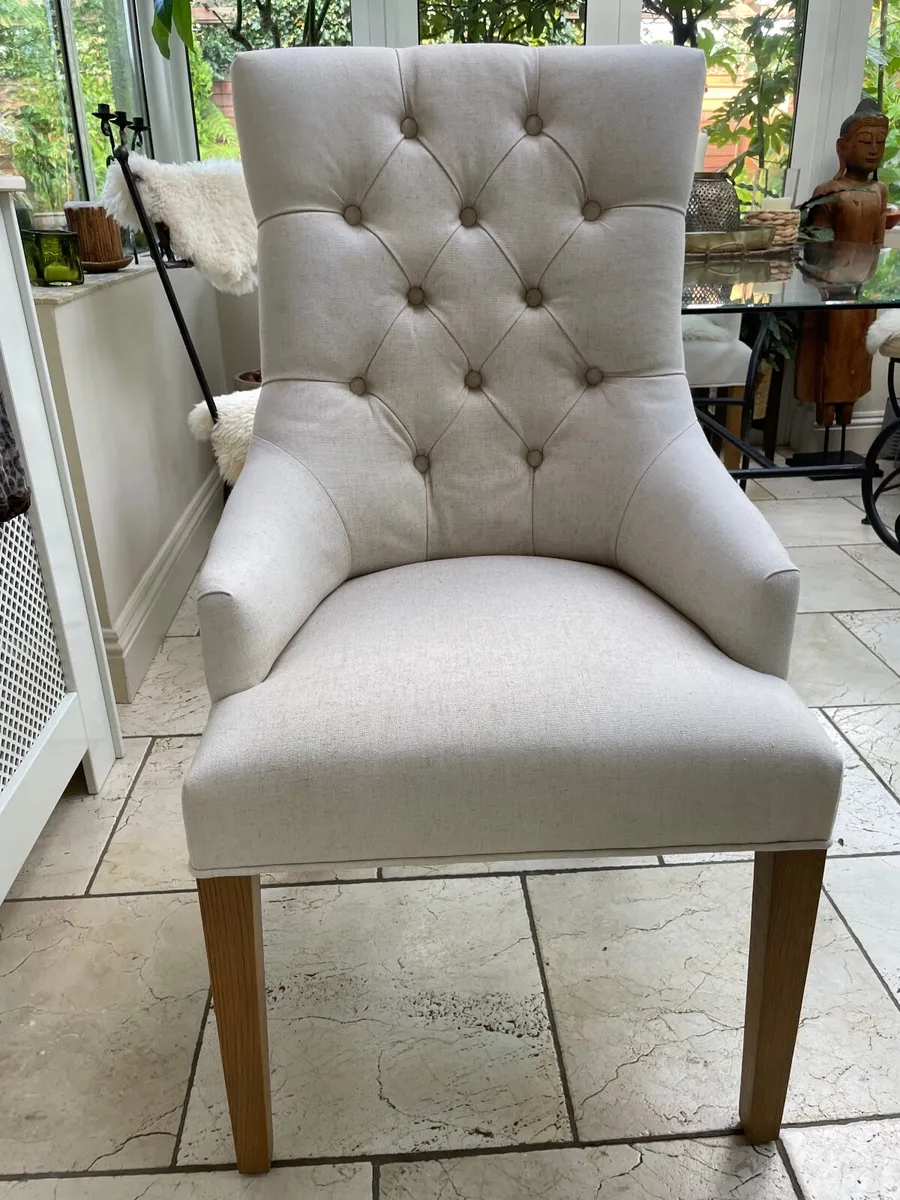 Dining Table and 6 Chairs - Image 3