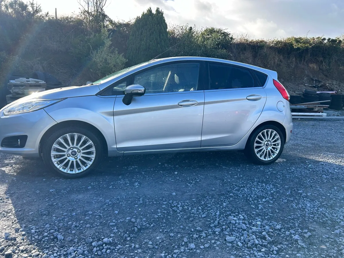 2014 Ford Fiesta 1 L petrol - Image 1