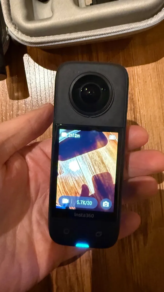 Insta360 X3 - Image 1