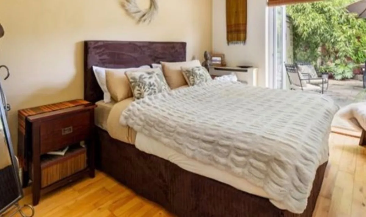 Bedroom Lockers - Image 2