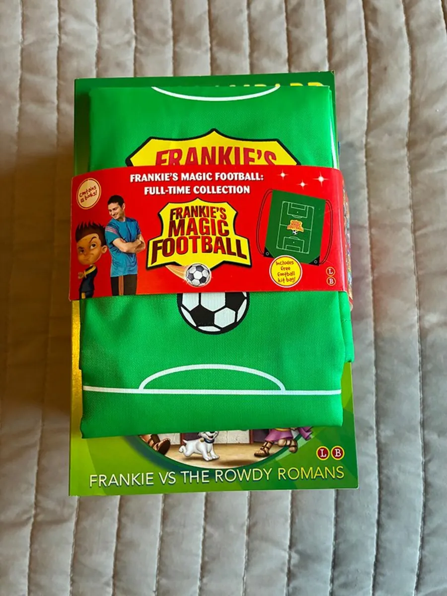 Kids Books - Frankies Magic Football-Frank Lampard - Image 2
