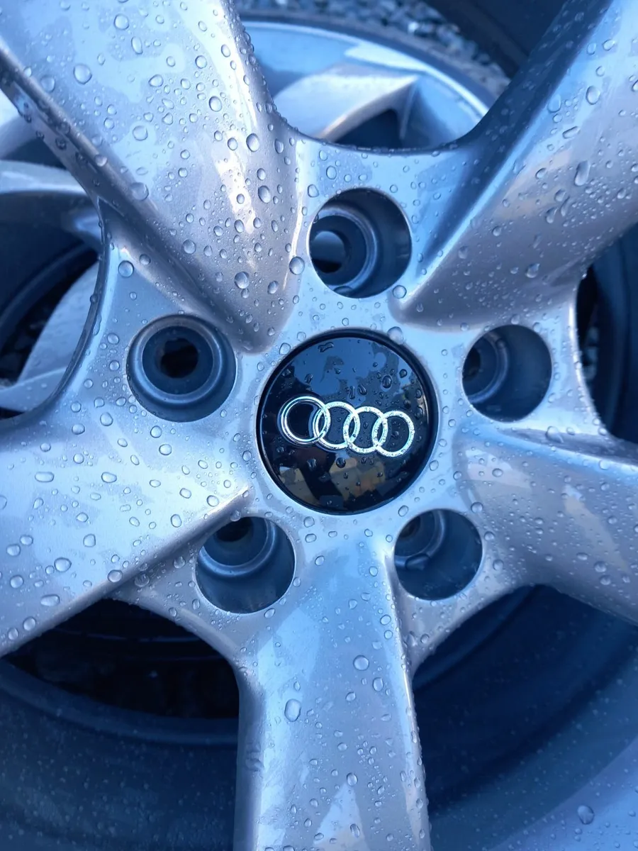 18inch 5x112 Audi TTRS alloys immaculate condition - Image 4