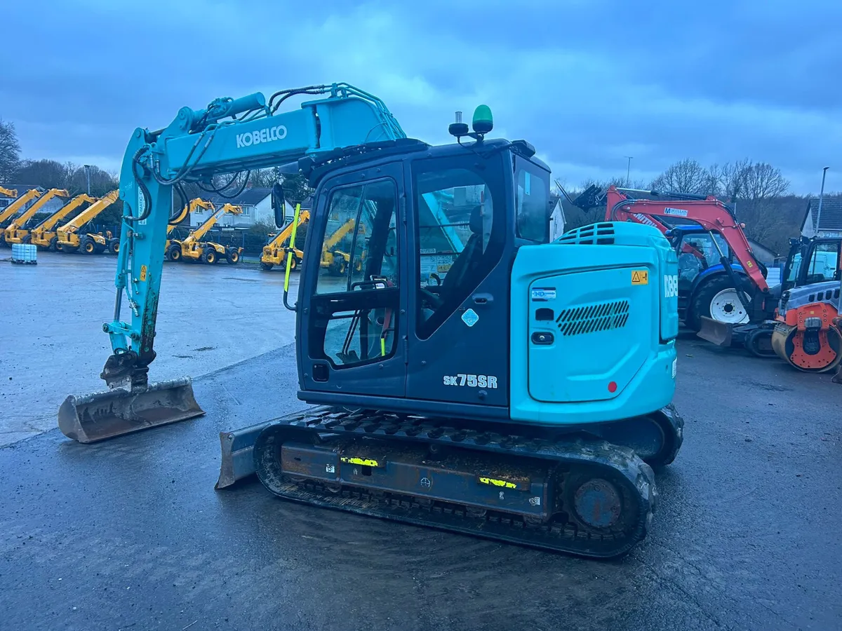 2019 Kobelco SK70SR-7 Off Set Knuckle Boom - Image 3