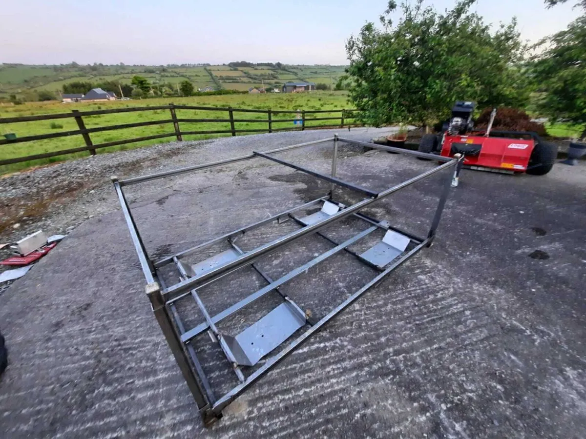 Quad Crates - Image 2