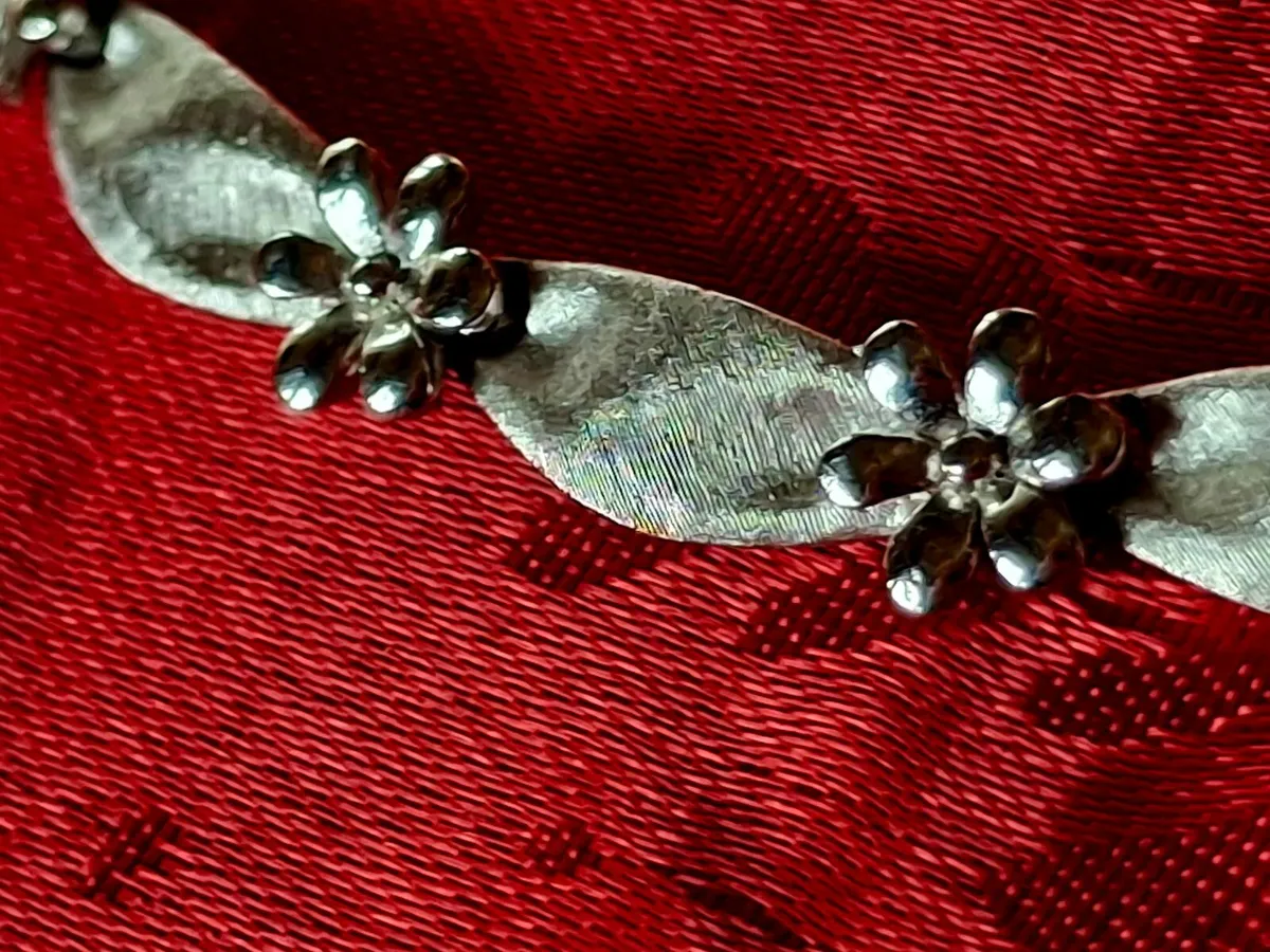 Signed Trifari Necklace & Clip-On Earrings ... - Image 4