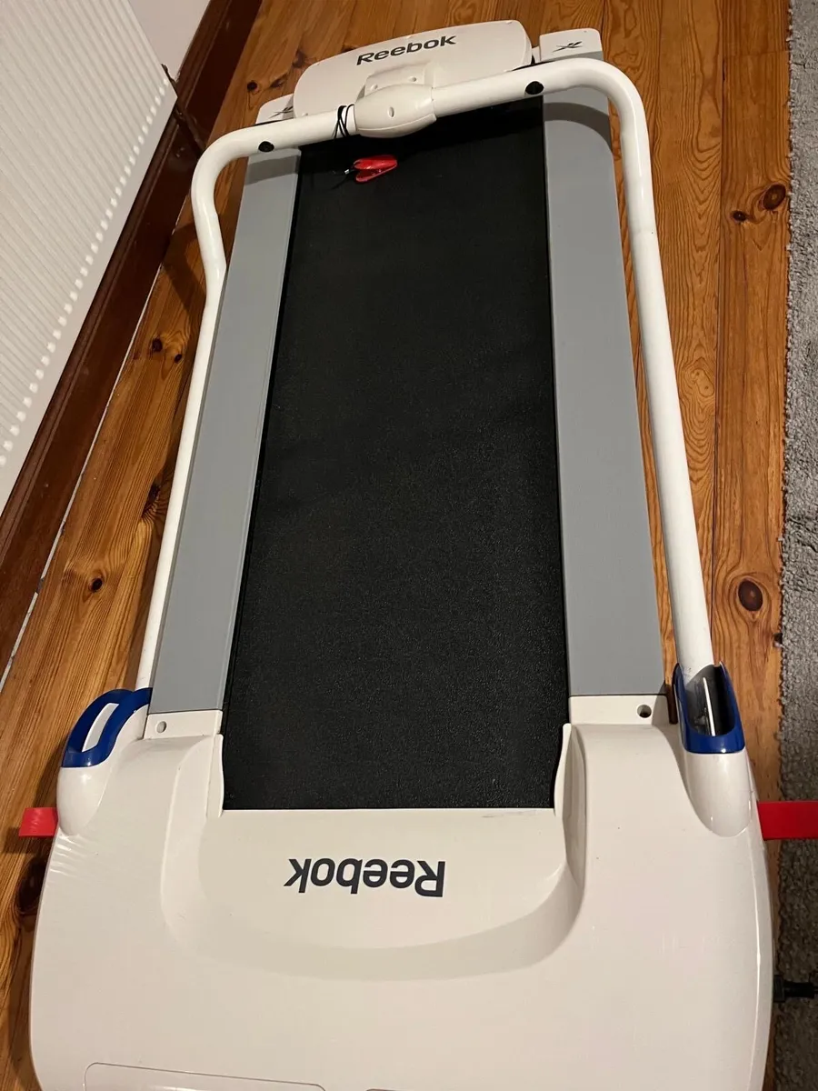 Reebok treadmill - Image 2