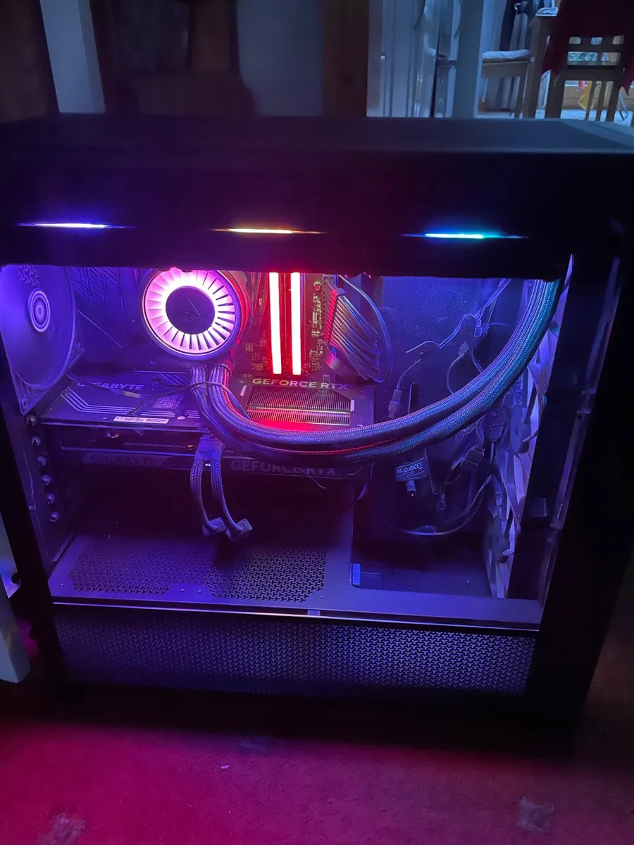 Gaming PC AMD Ryzen 7 7800X3D - Image 2