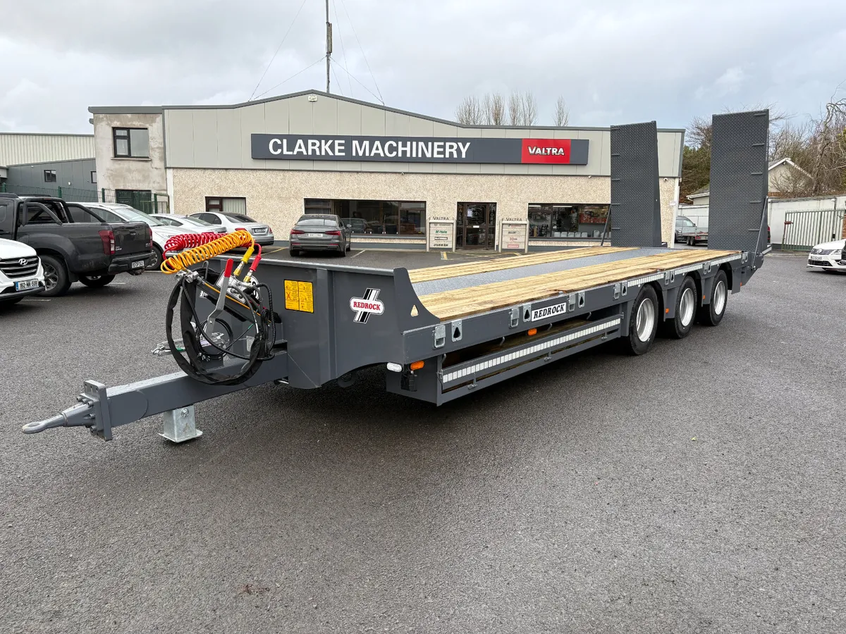 🚜Redrock 24T Tri-Axle Low Loaders – Just Landed - Image 4