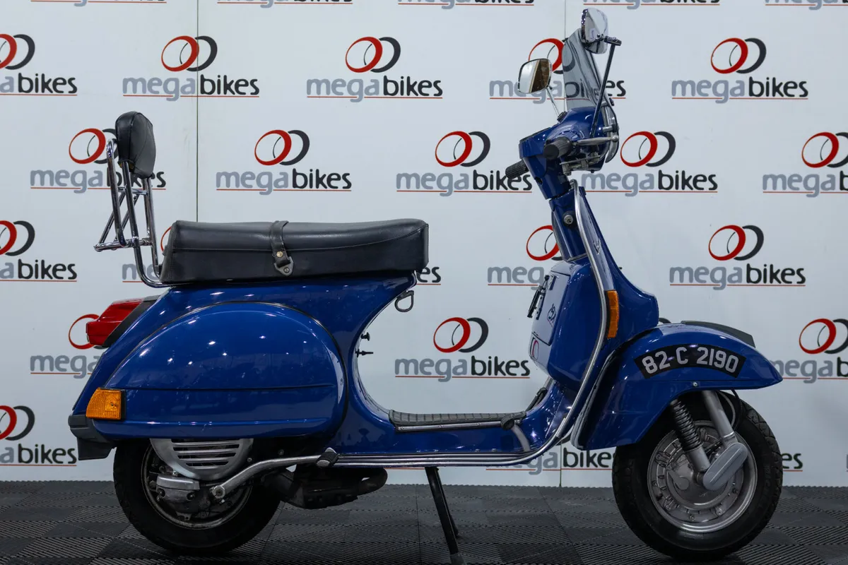 Vespa PX125 1982 - Image 1
