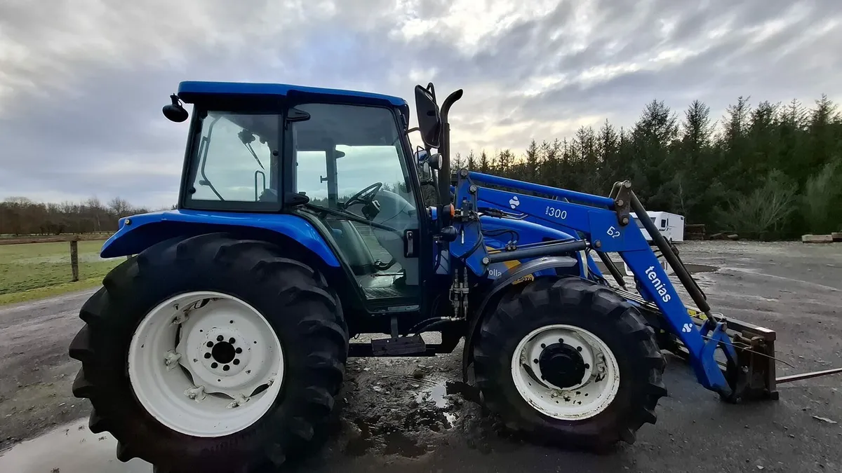 New Holland T 5070 Tractor - Image 3