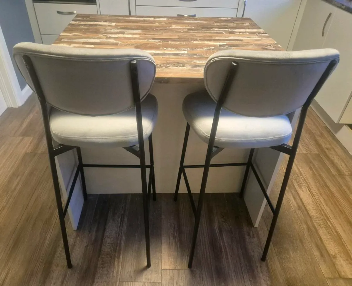 Freestanding Kitchen Island - Image 4