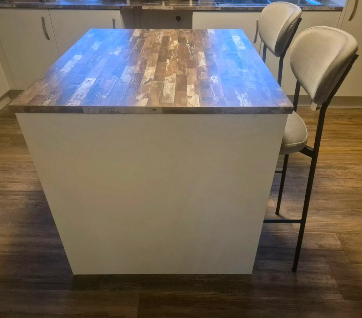 Freestanding Kitchen Island - Image 2