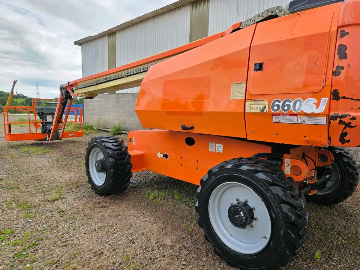 JLG 660SJ Telescopic Boom Lift 660 Manlift Genie - Image 2
