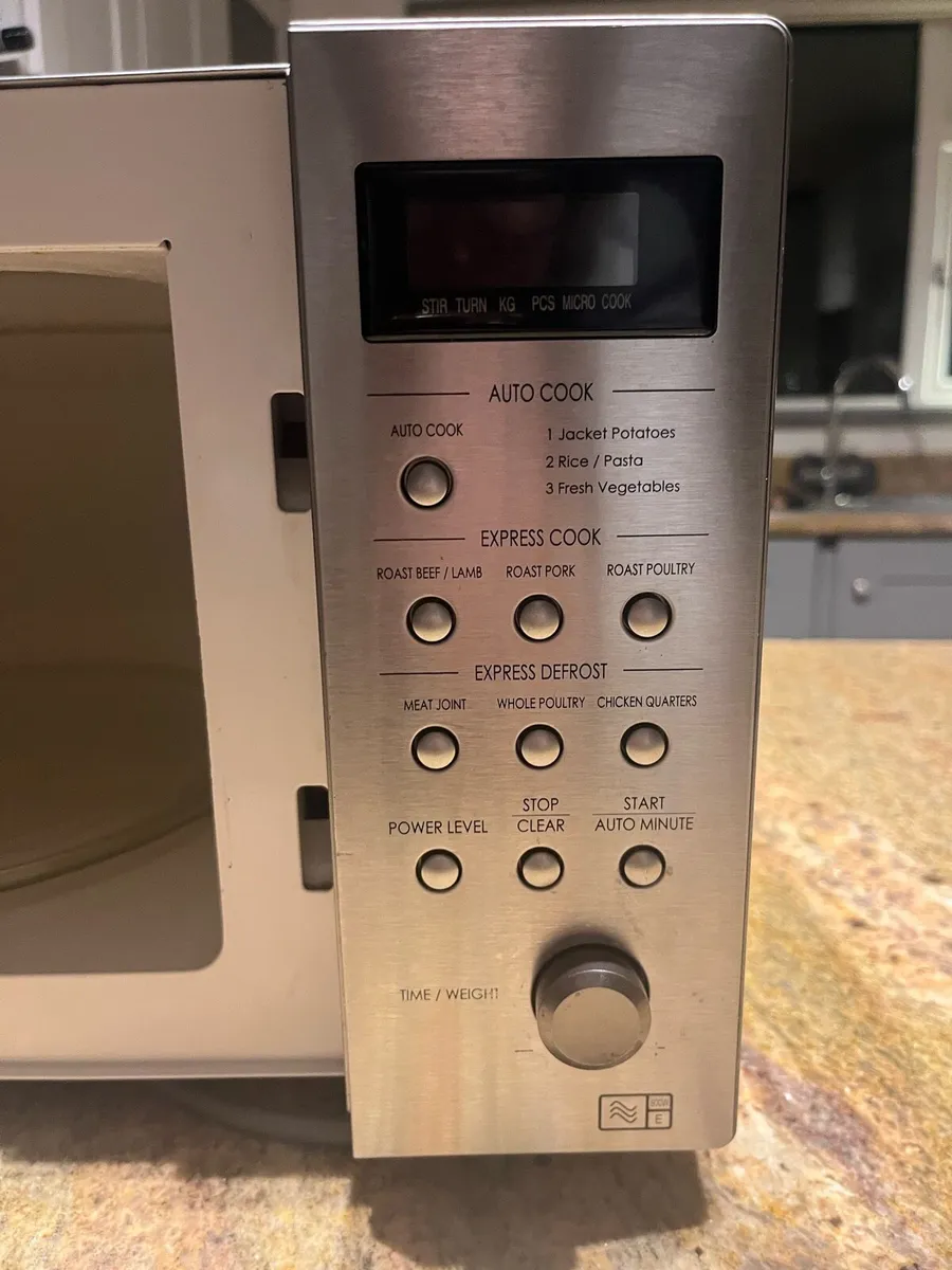 Microwave - Image 3