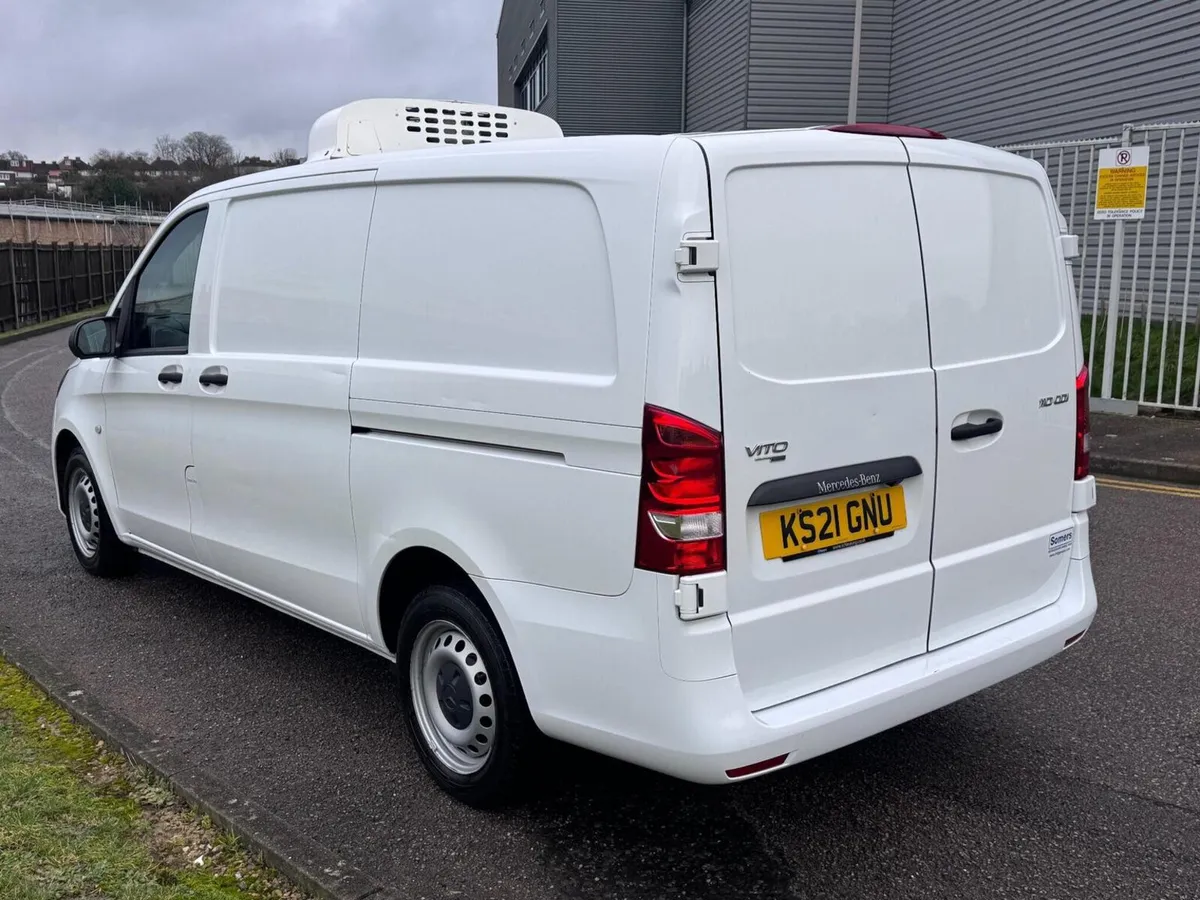 2021 Mercedes-Benz Vito Refrigerated Van - Image 3