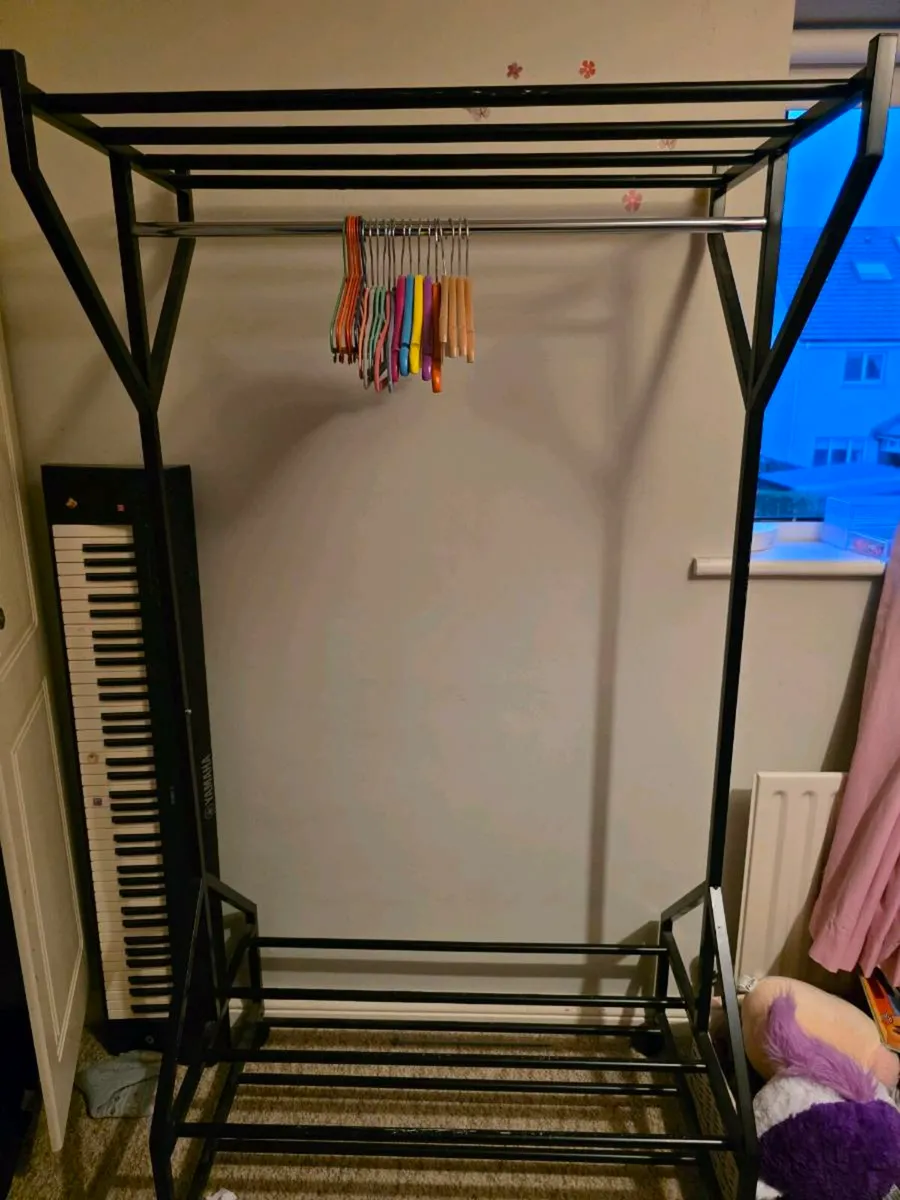 Heavy duty metal shelving unit clothes rail rack