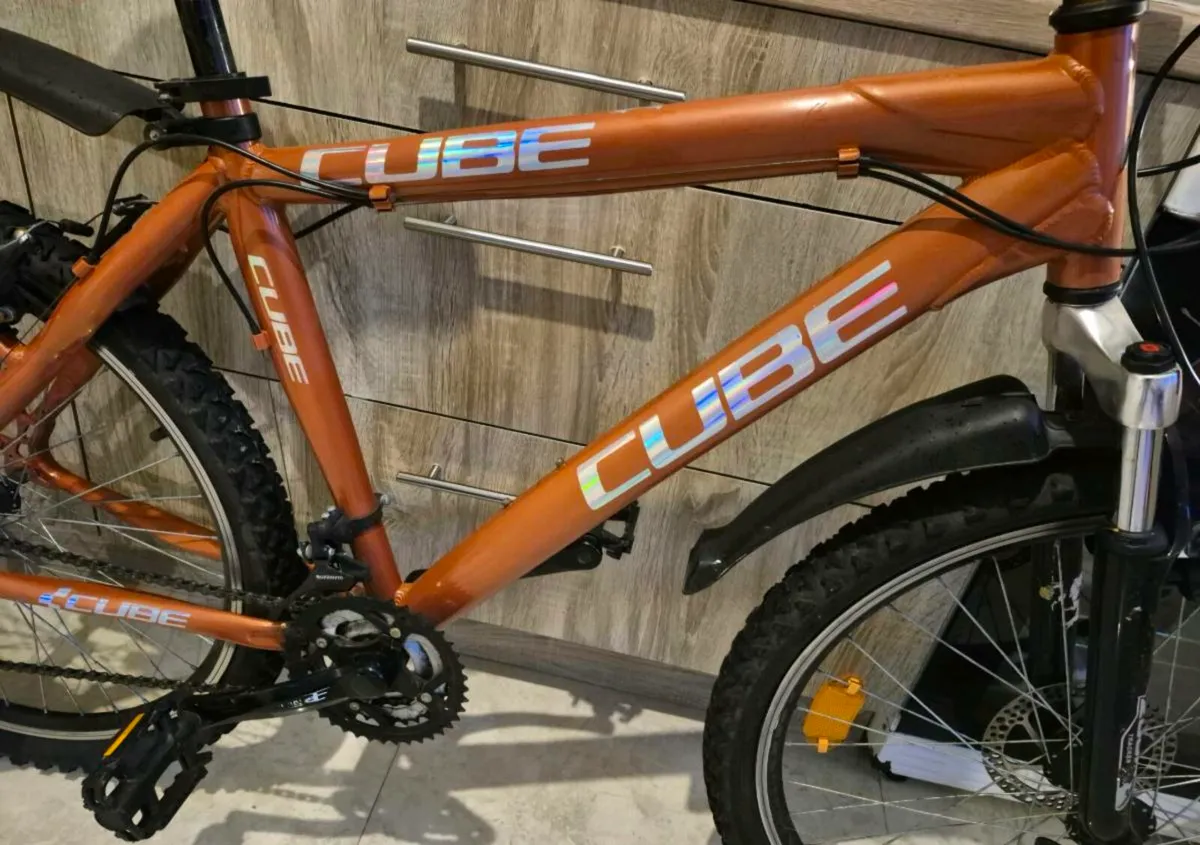 ADULTS CUBE AIB BIKE VERY GOOD CONDITION WHEELS 70 - Image 2
