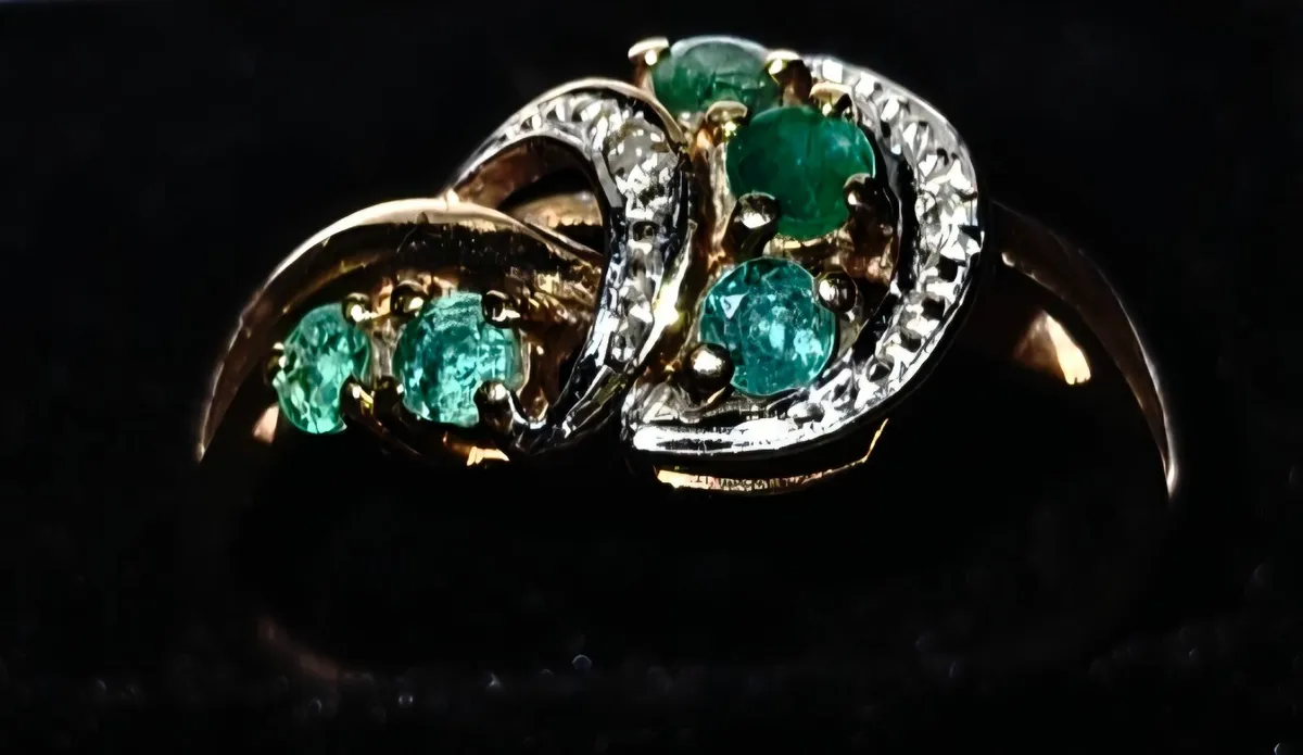 Vintage 9ct Gold Real Emerald & Diamond... - Image 2