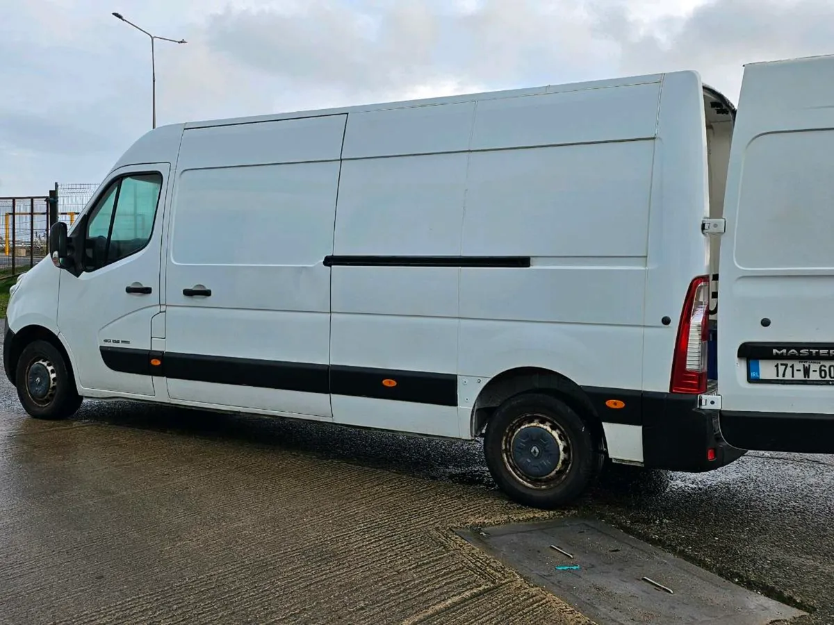 Renault Master long base Van - Image 4