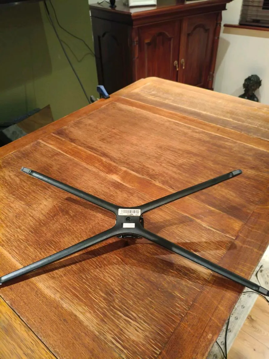 Tv stand new , Samsung 30 Euro - Image 1