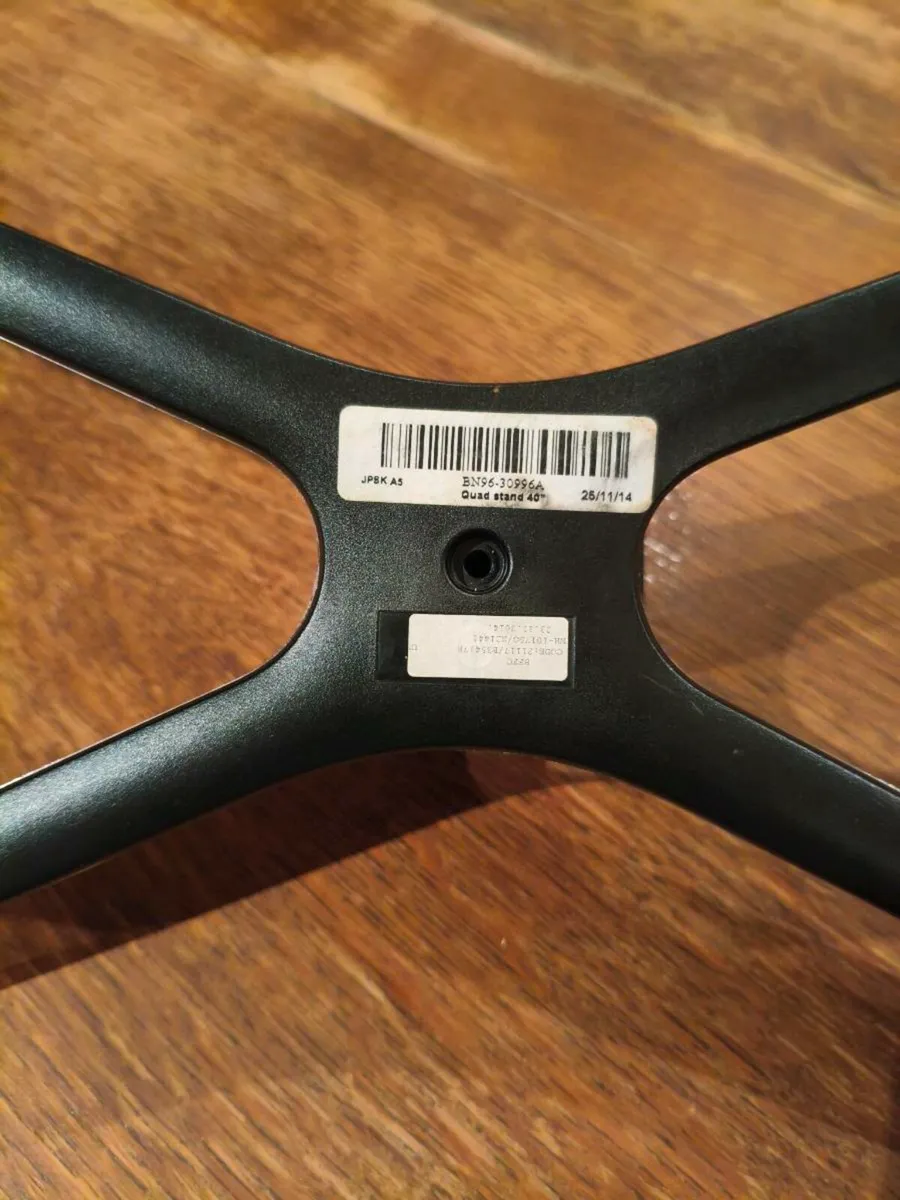 Tv stand new , Samsung 30 Euro - Image 3