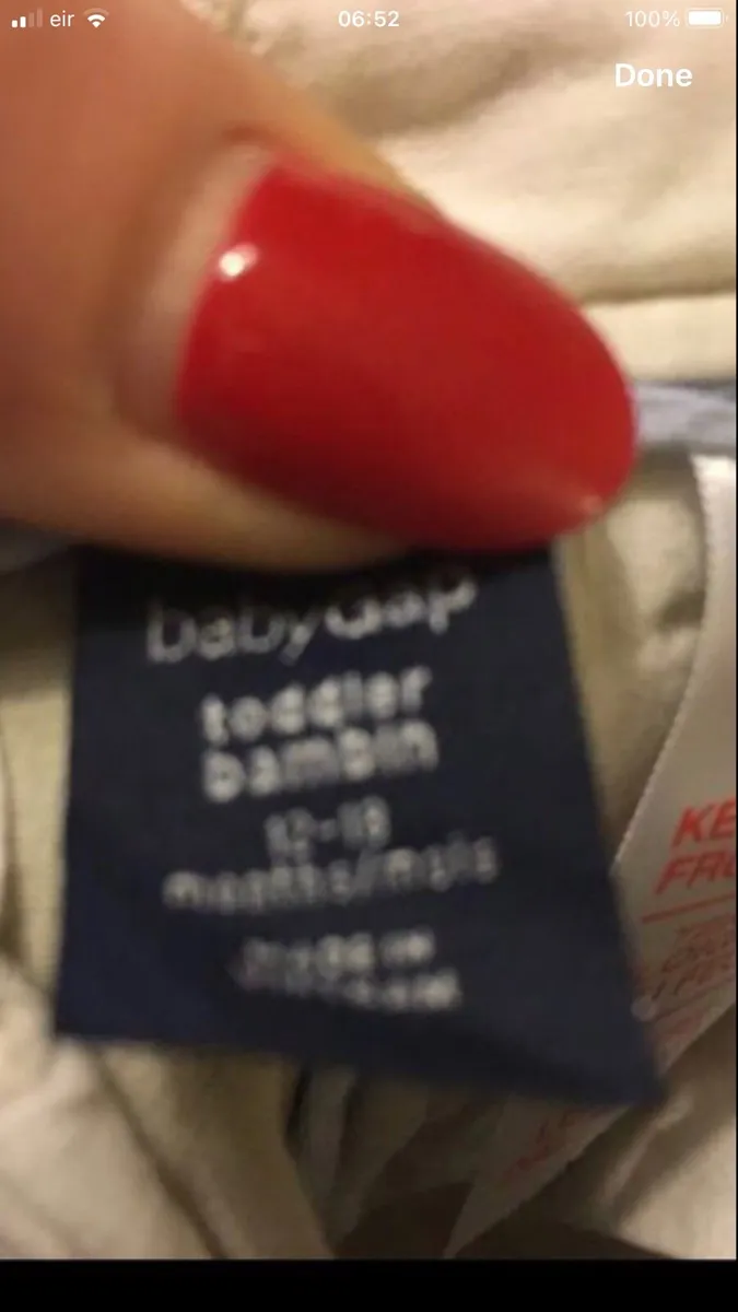 Boys gap trousers 12/18 mths €3 - Image 4