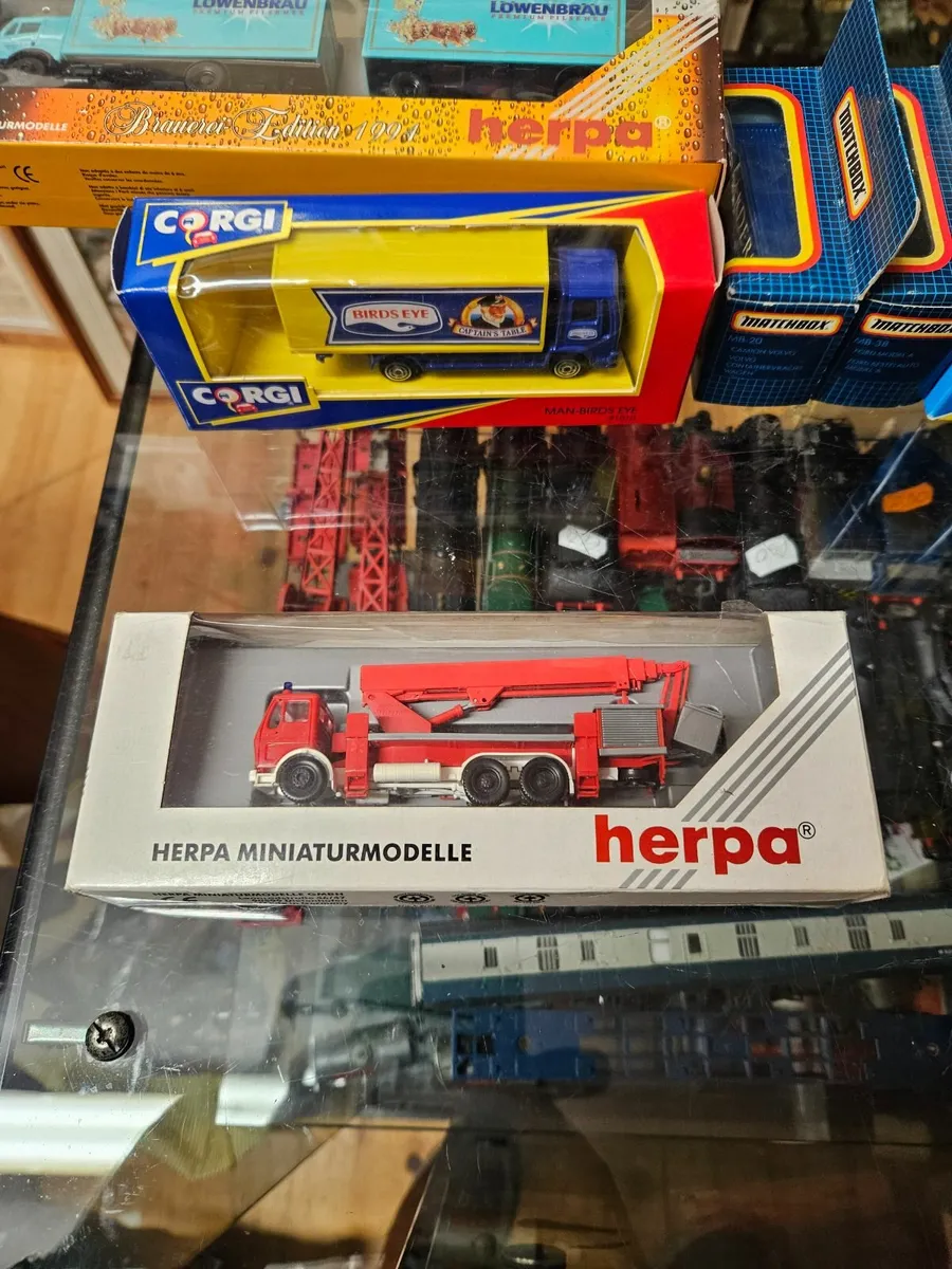 Corgi Herpa Fire Engine - Image 1