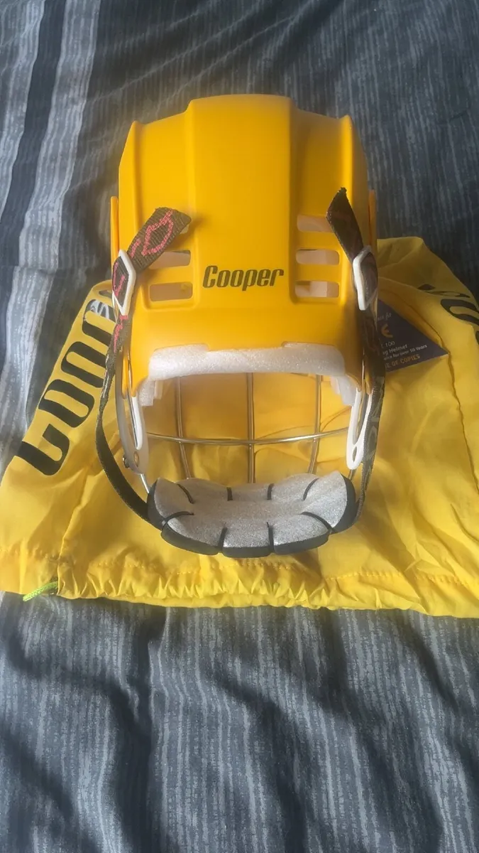 Cooper hurling helmet - Image 3