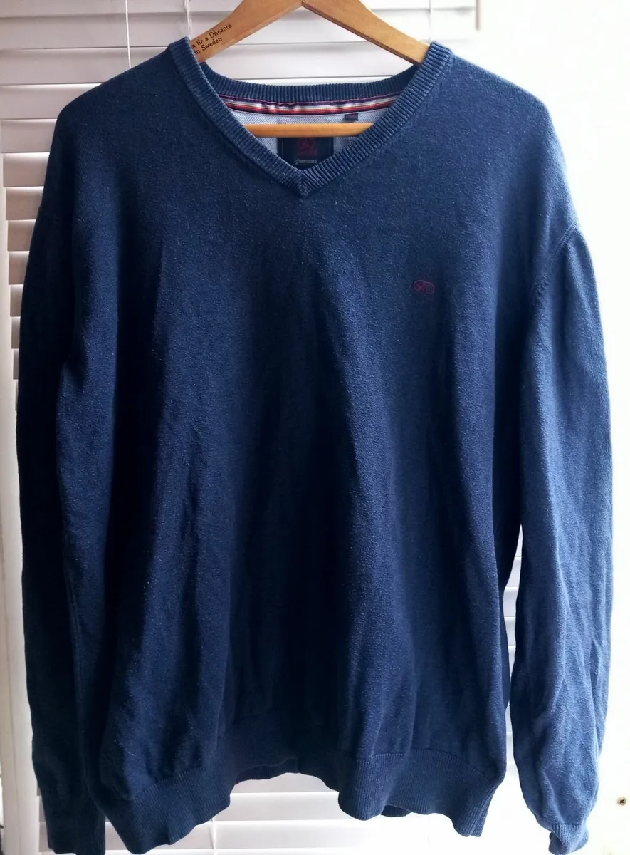 André Jeanswear navy Jumper - Image 1