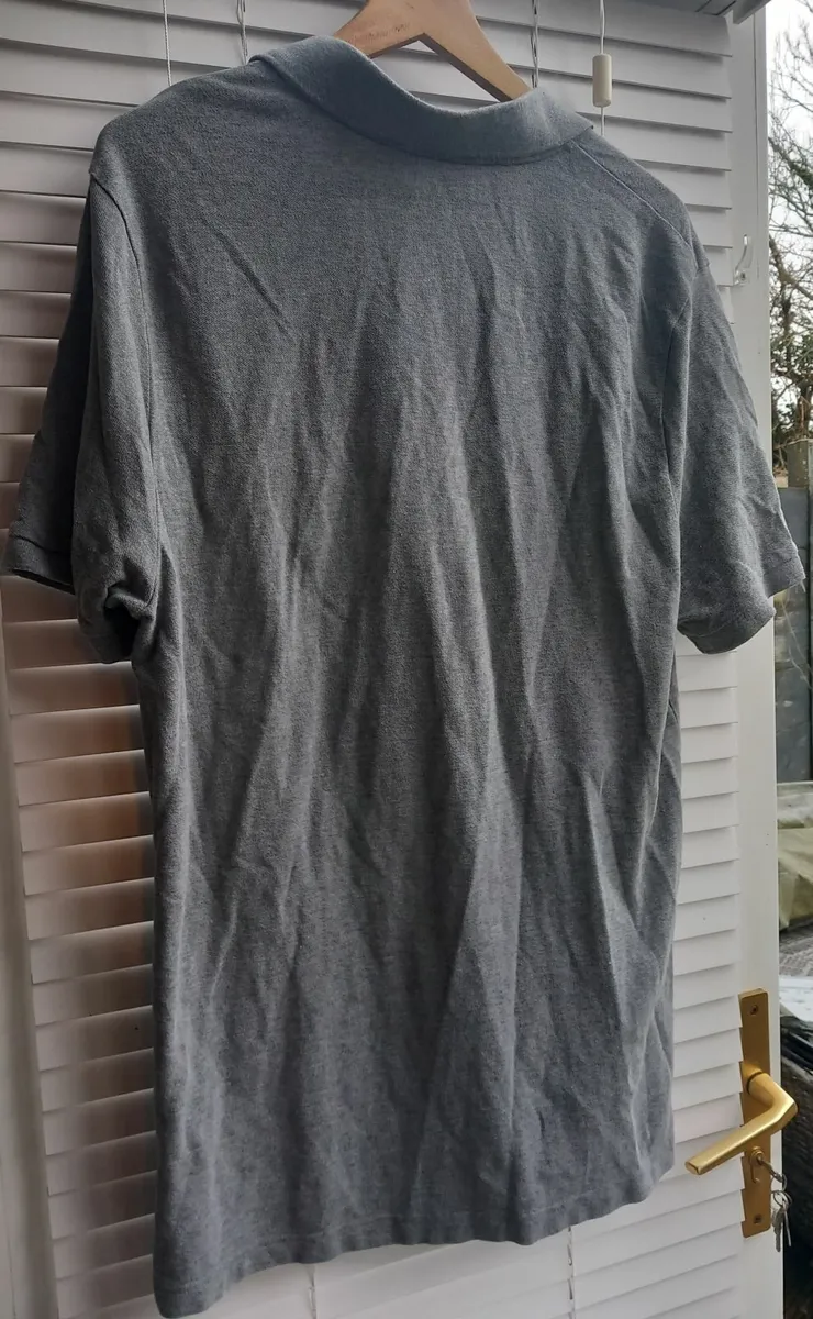 Mens grey GAP polo shirt - Image 3