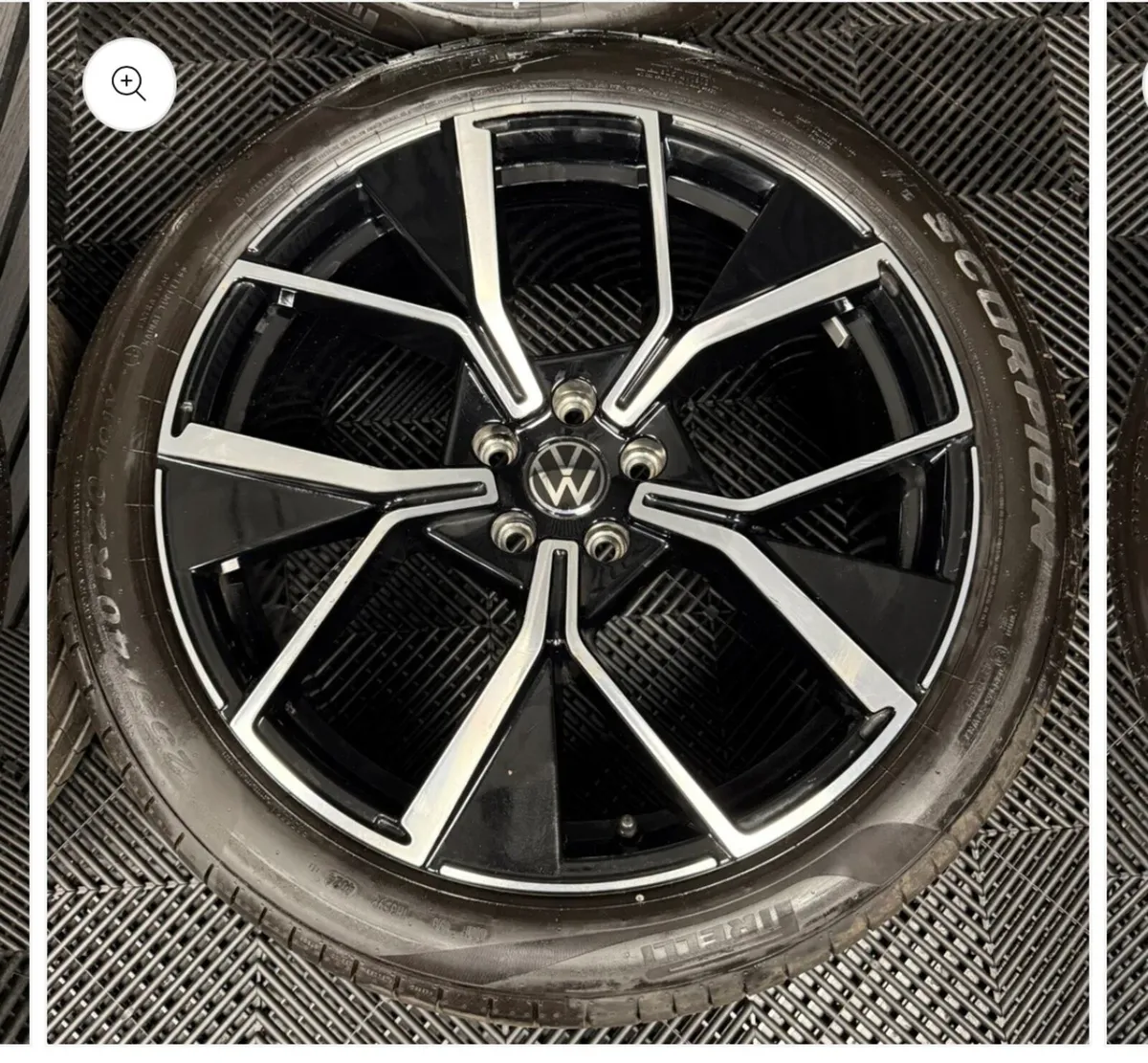 VW Tiguan Tayron R-Line 2025 Original 20” - Image 1