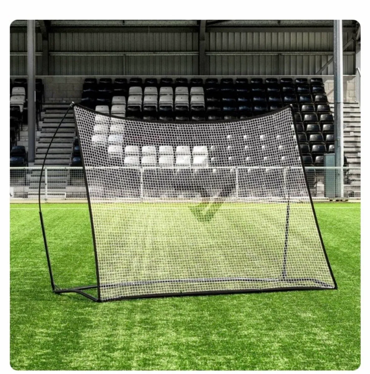 Football rebounder