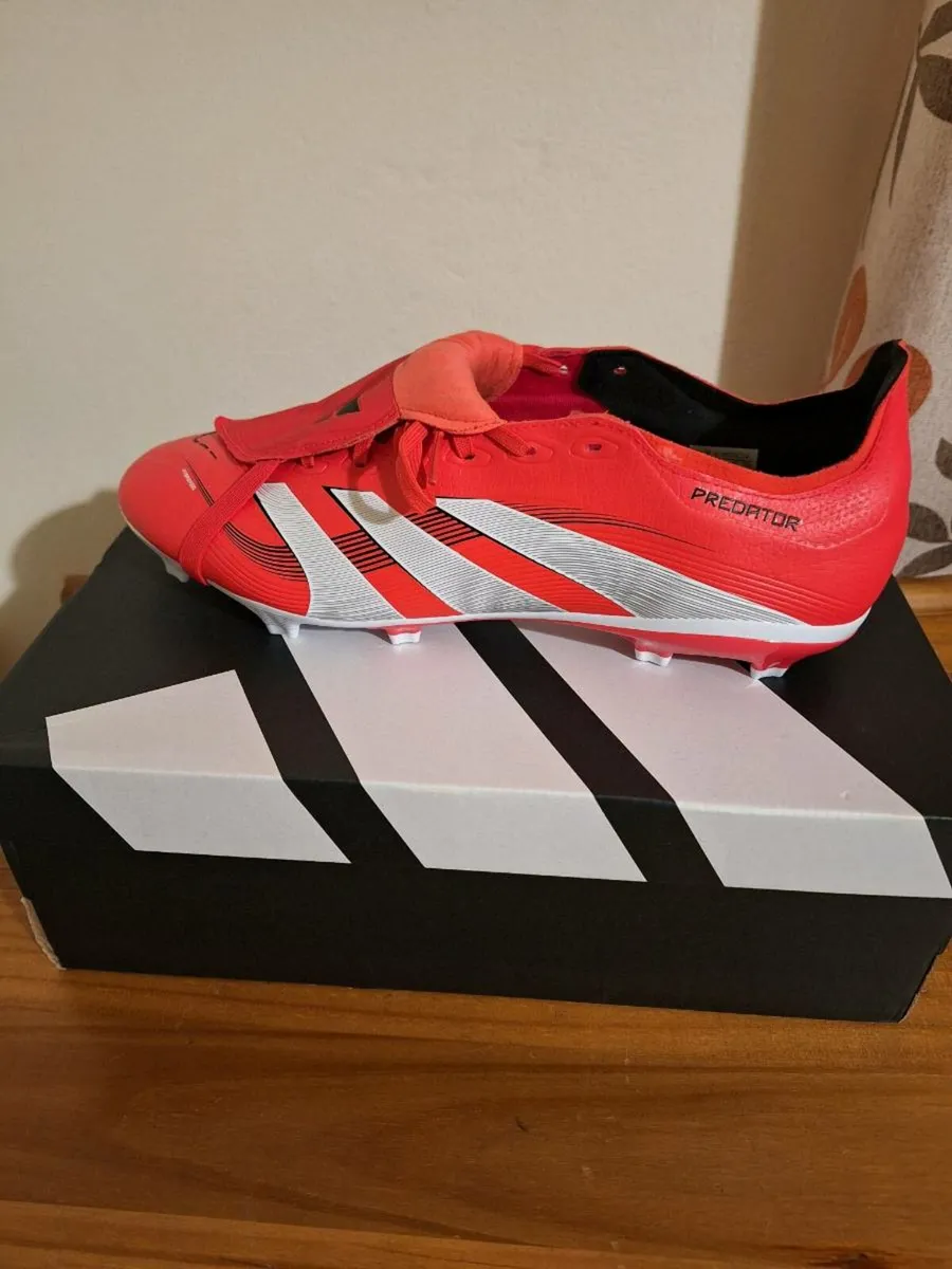 Adidas predator league - Image 1
