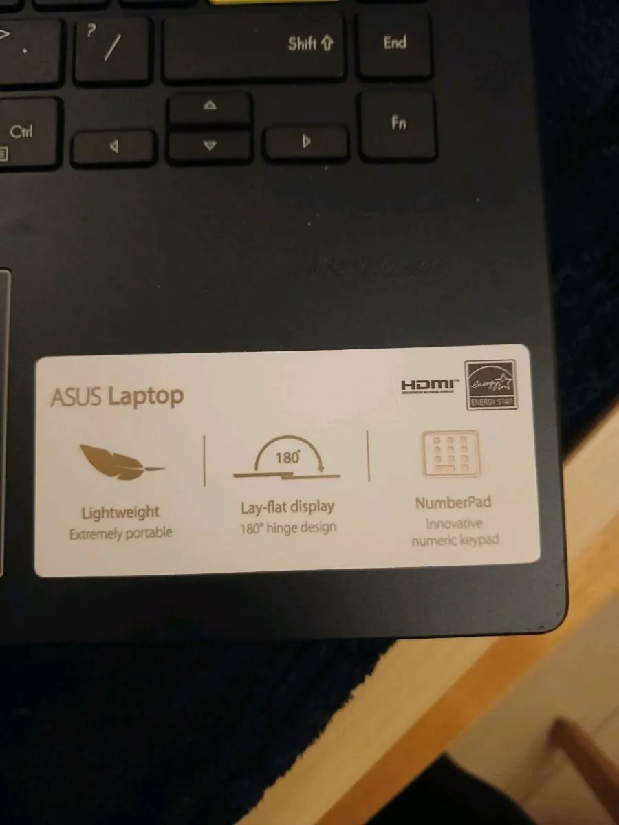 Laptop - Image 4