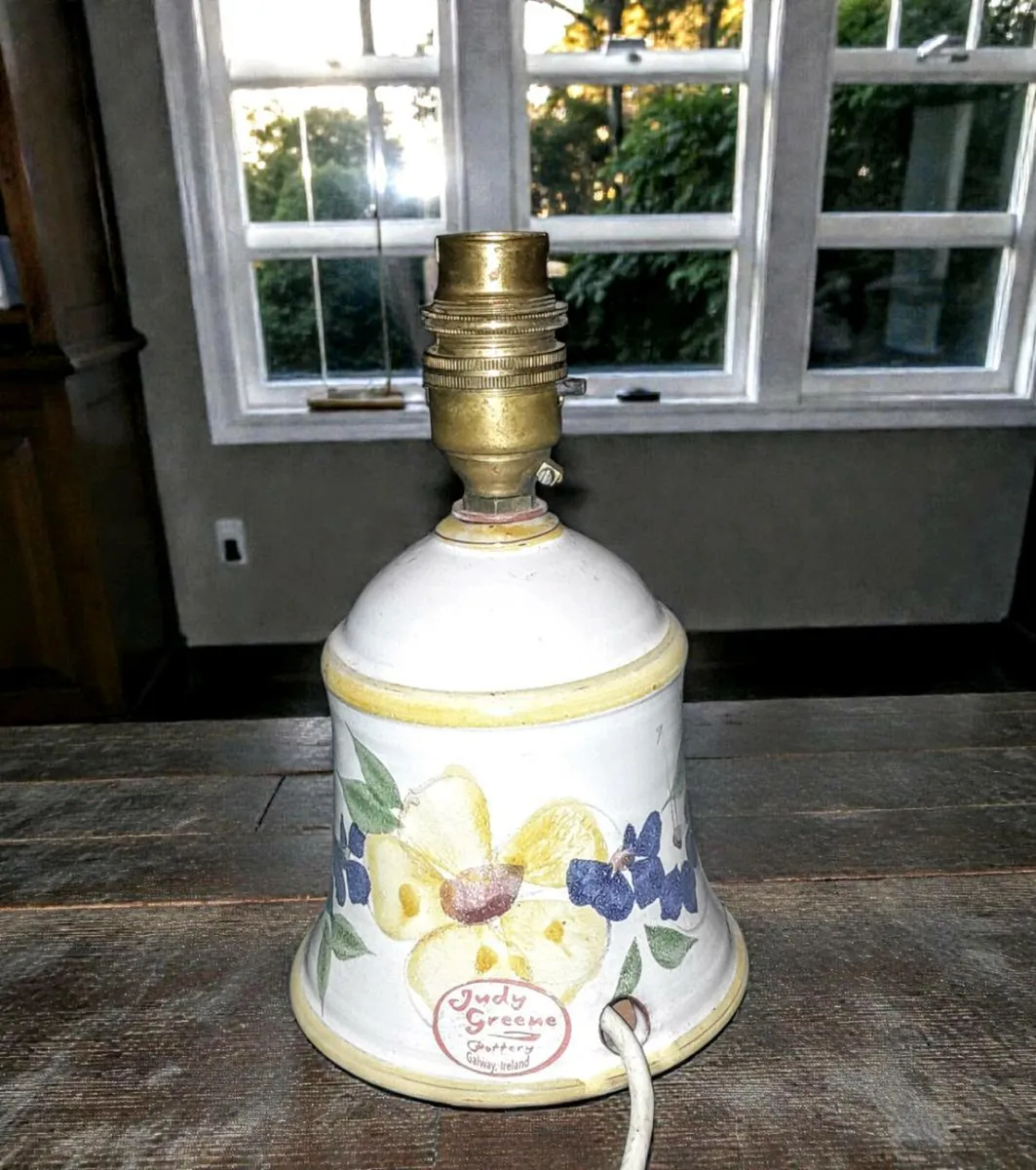 Judy Greeny lamp - Image 1