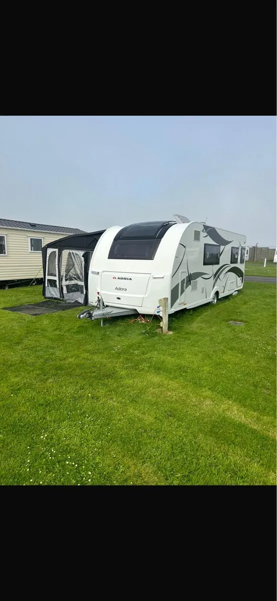 Caravan - Image 1