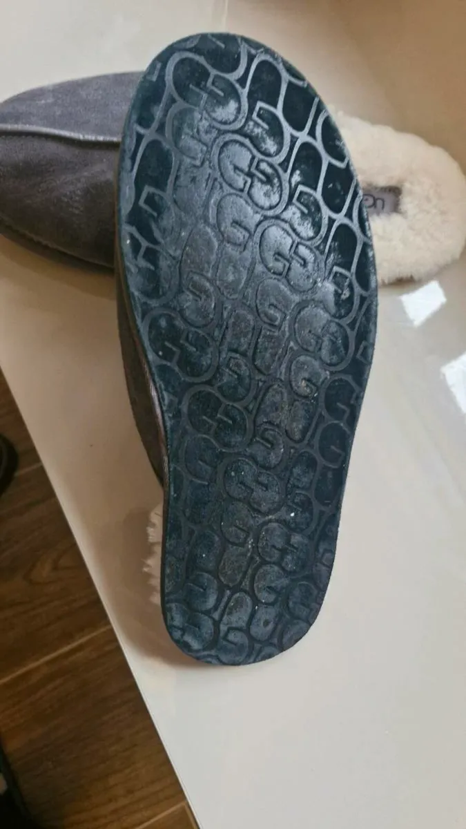 Uggs - Image 3